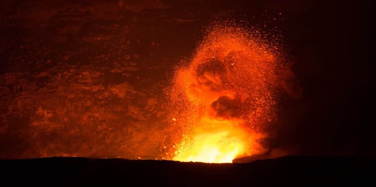 History Of Pele Goddess of Fire and Volcanoes - Hawaii Ocean Jet